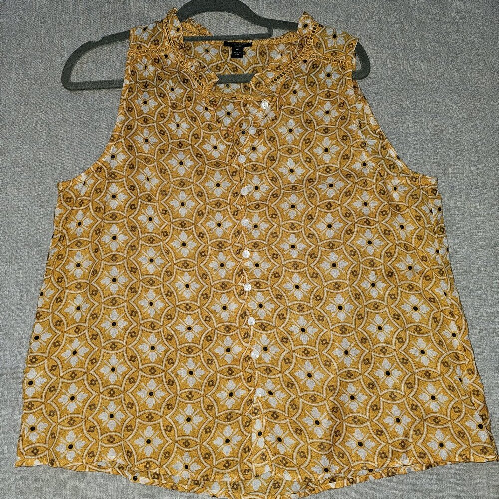 Ann Taylor Medium Mustard Yellow Geometric Sleeveless Blouse